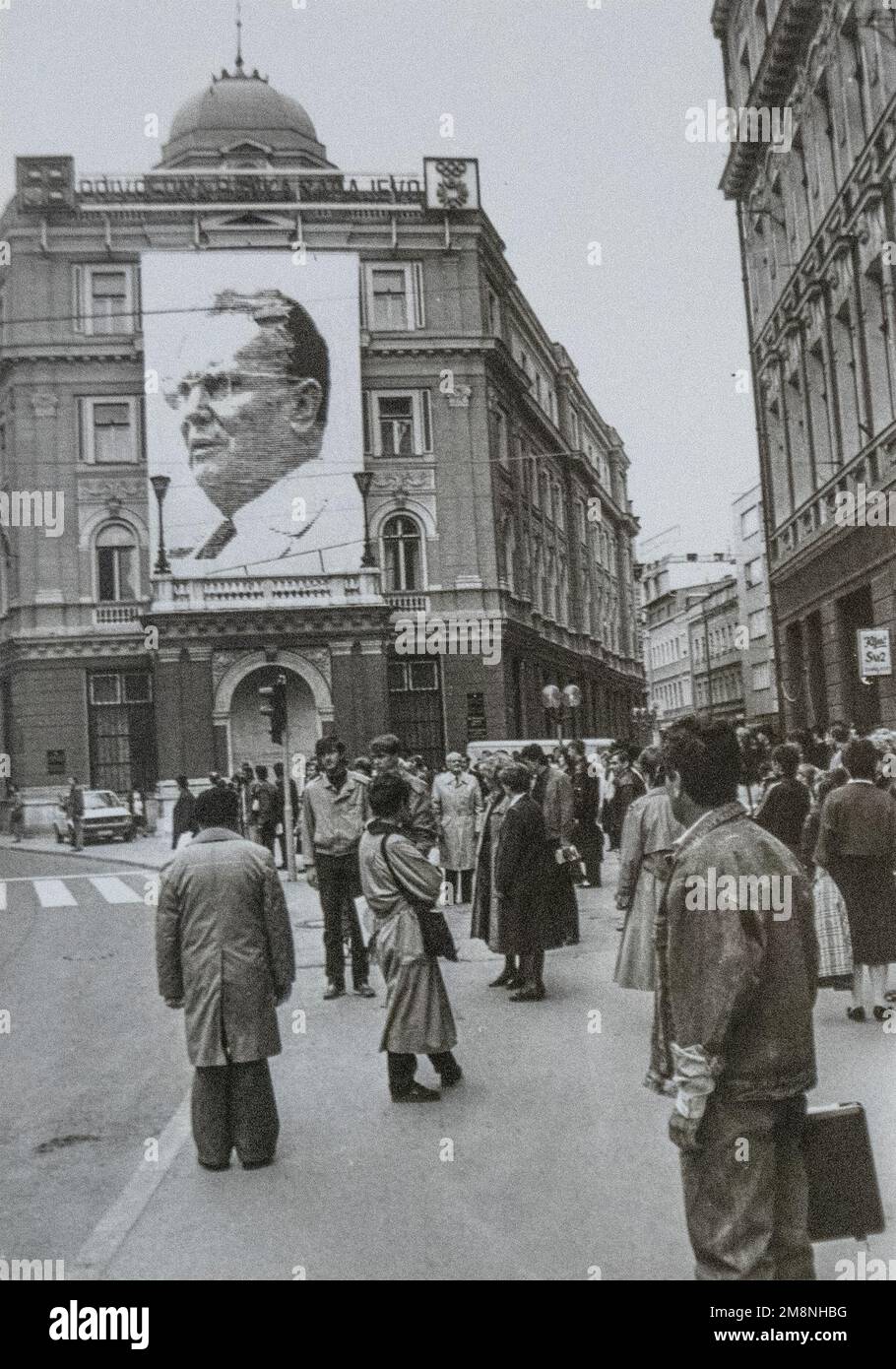 Jugoslawien: 4. Mai um 3-05 Uhr - Sirenen signalisieren eine Schweigeminute zu Ehren von Josip Broz Tito - Schweigeminute in Sarajewo Stockfoto
