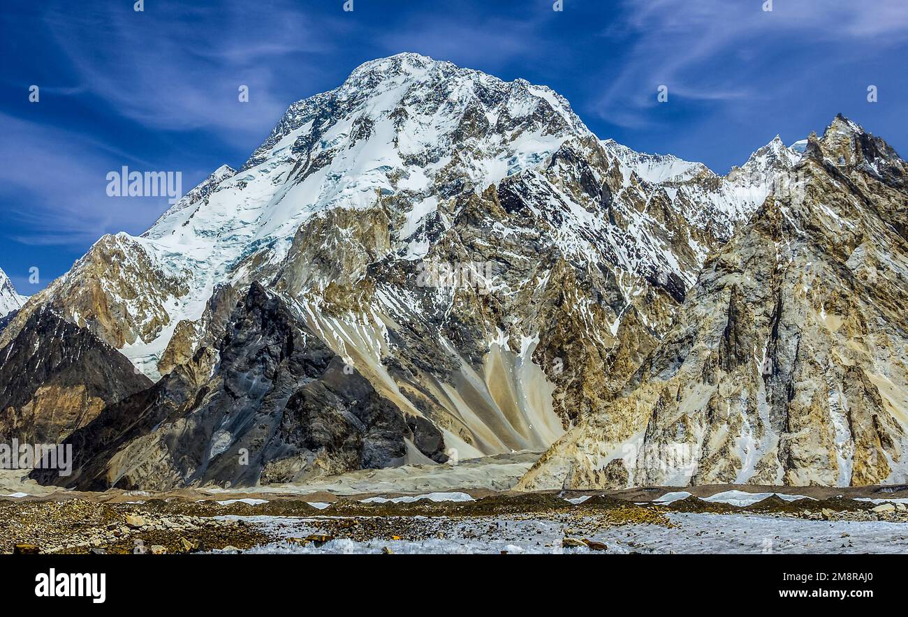 Breiter Gipfel von der Concordia, breiter Gipfel ist 8.056 Meter hoch und 12. der höchste Berg der Erde in den nördlichen Gebieten Pakistans Stockfoto