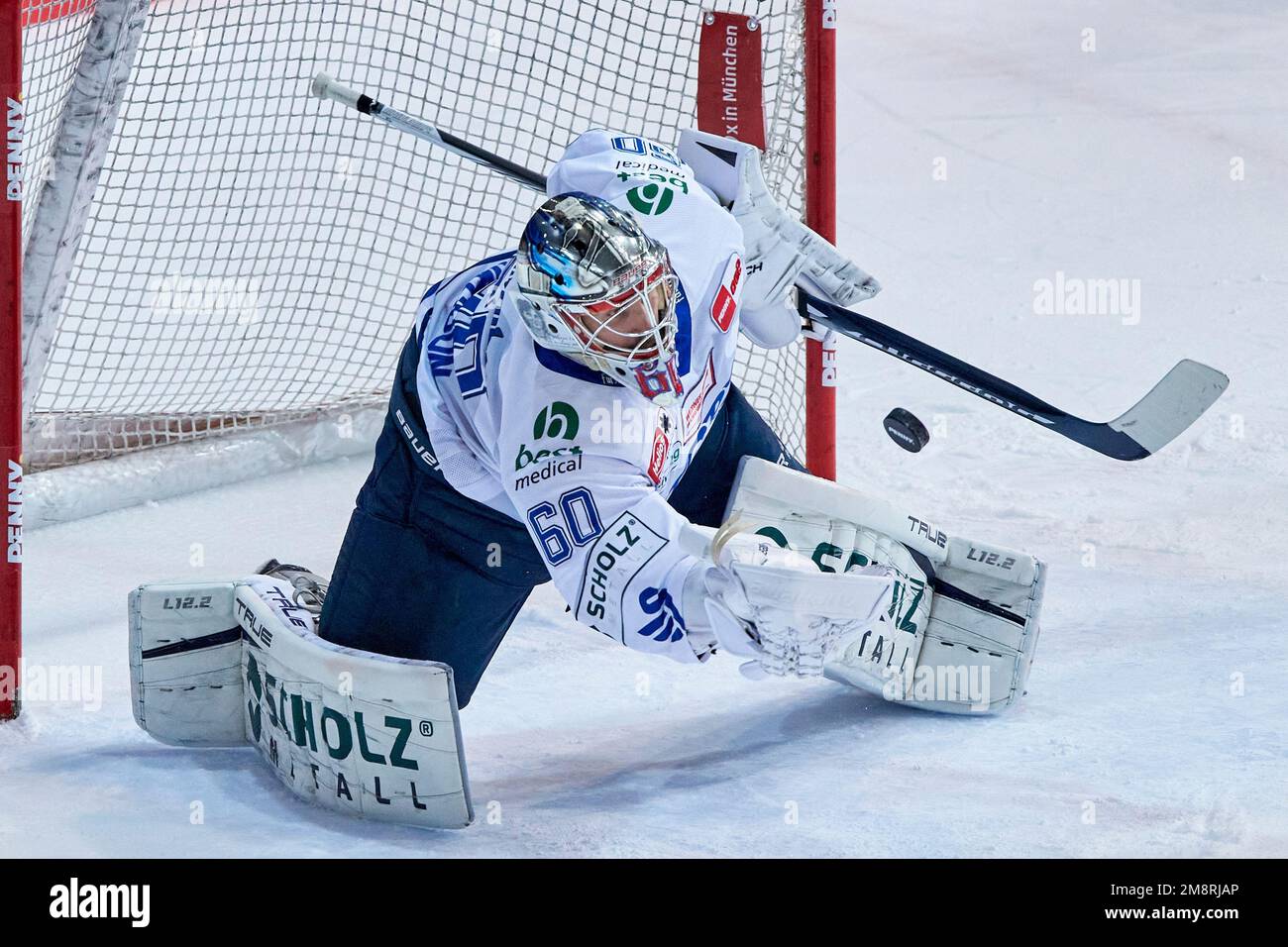 2022/23 DEL | RB München gegen Schwenninger Wild Wings. ERICKSSON Joacim (Schwenninger Wild Wings SWW60) Stockfoto