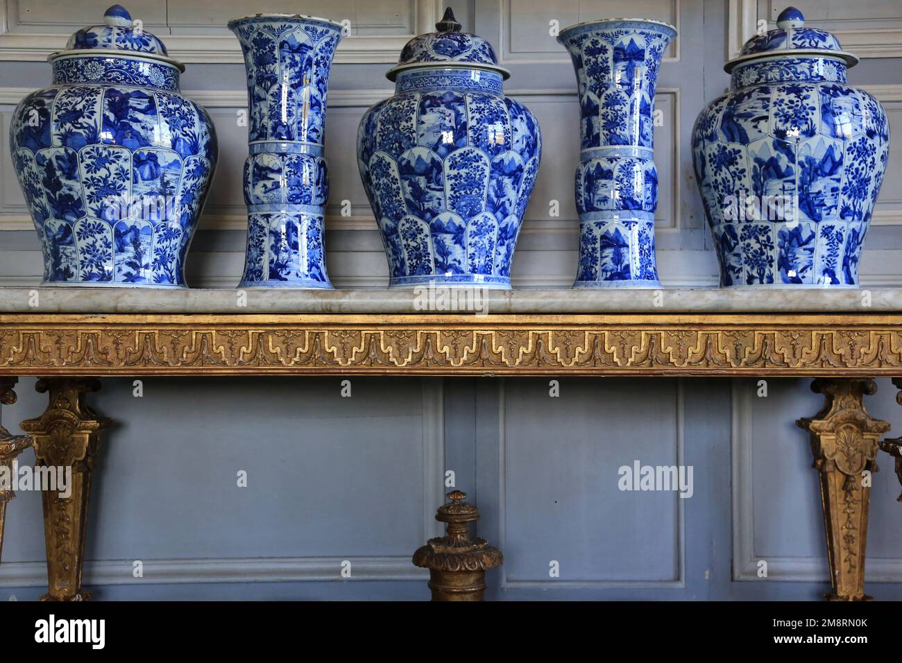 Chinesische vasen -Fotos und -Bildmaterial in hoher Auflösung – Alamy