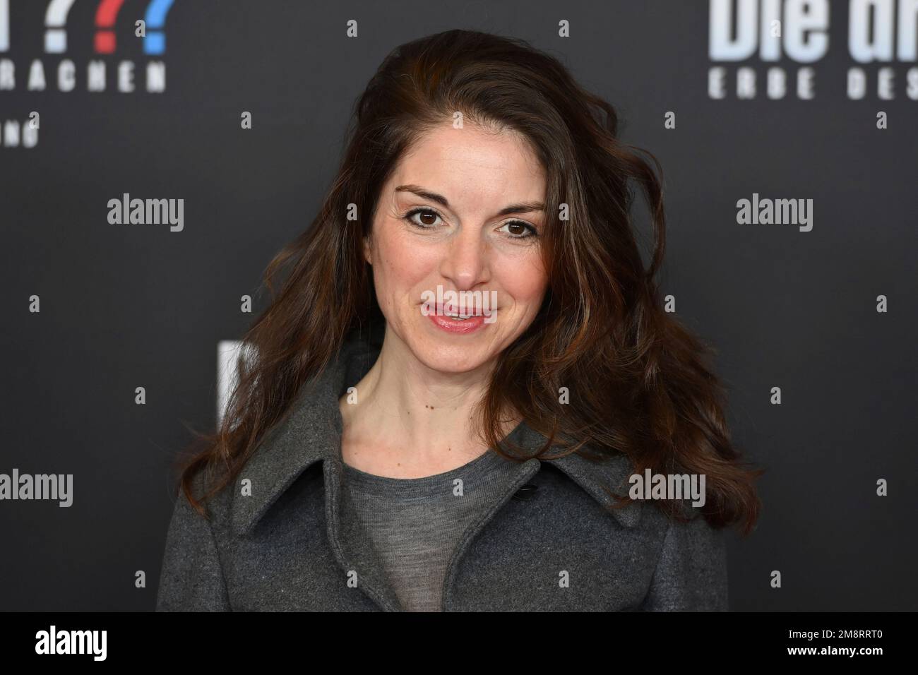 Bianca HEIN (Schauspielerin), Einzelbild, Einzelmotiv, Porträt, Porträt, Porträt. Red Carpet, Red Carpert Weltpremiere der DREI ??? ? ERBE DES DRACHEN am 15. Januar 2023 im Mathaeser-Kino in München. ? Stockfoto