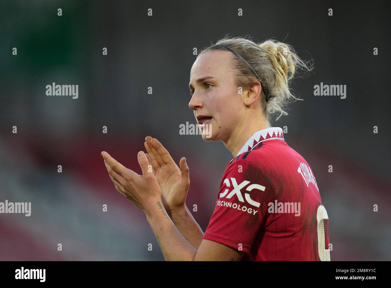 Leigh, Großbritannien. 15. Januar 2023. Martha Thomas #9 von Manchester Unitedededsalutiert die Fans nach dem Fa Women's Super League-Spiel Manchester United Women vs Liverpool Women im Leigh Sports Village, Leigh, Großbritannien, 15. Januar 2023 (Foto von Steve Flynn/News Images) in Leigh, Großbritannien, am 1./15. Januar 2023. (Foto: Steve Flynn/News Images/Sipa USA) Guthaben: SIPA USA/Alamy Live News Stockfoto