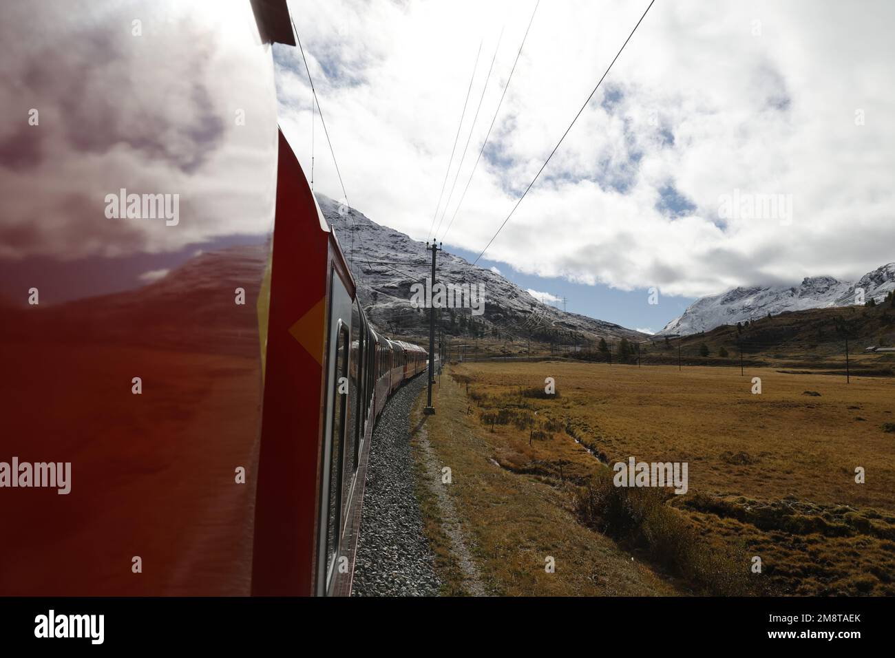 BERNINA Expresszug durch die Alpen, Schweiz Stockfoto