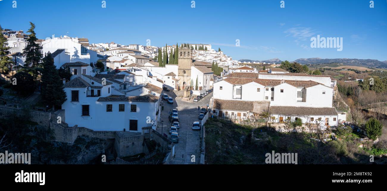 Ein Panoramablick auf die andalusische Stadt Ronda, Spanien Stockfoto