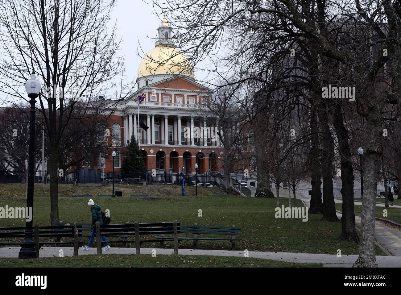 Boston, USA. 15. Januar 2023. Das Massachusetts State House findet am 15. Januar 2023 auf den Freedom and Black Heritage Trails am Boston Common in Boston Massachusetts, USA, statt. (Foto: John Lamparski/SIPA USA) Guthaben: SIPA USA/Alamy Live News Stockfoto