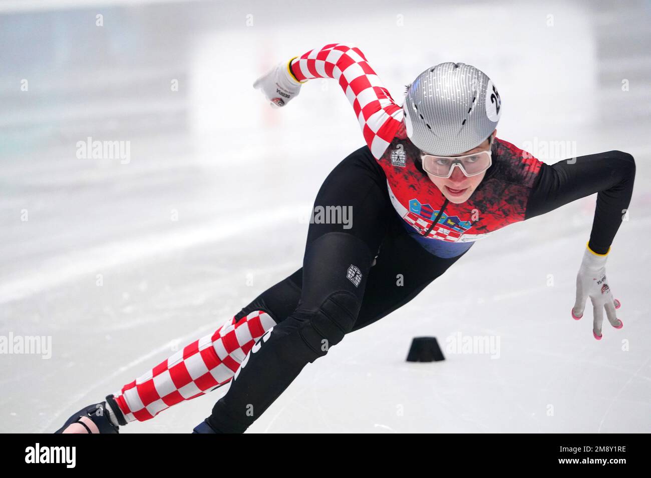 Valentina Ascic CRO am 500m heizt Woman wahrend der ISU Kurzstrecke der Europameisterschaft am 13. Januar 2023 in Hala Olivia in Danzig Polen. Kredit SCS Soenar Chamid AFLO Alamy Live News Stockfotogr...