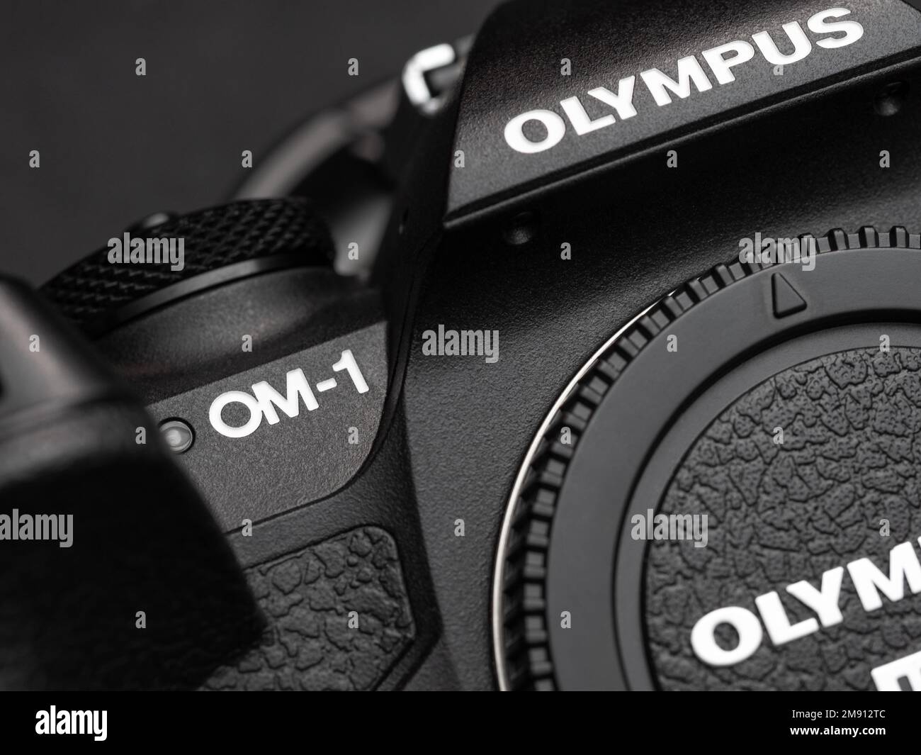 Galati, Rumänien - 12. Januar 2023: OM-System präsentiert die neue spiegellose M43-Kamera OM-1 für Fotografen vor Ort Stockfoto