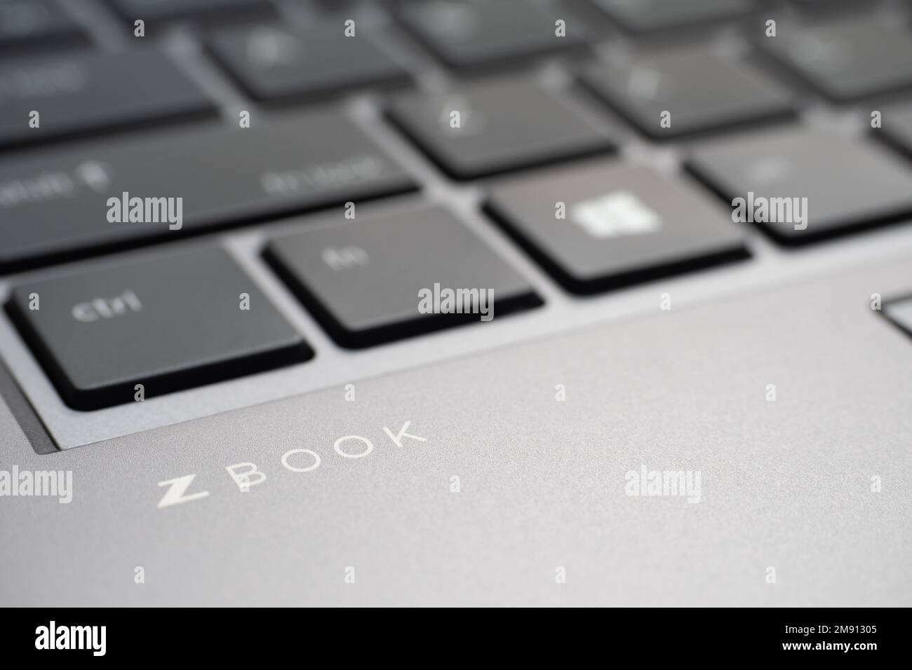 Galati, Rumänien - 29. Dezember 2022: Vorstellung der neuen mobilen HP ZBook Workstation mit Intel Core i9 CPU auf dem Markt Stockfoto