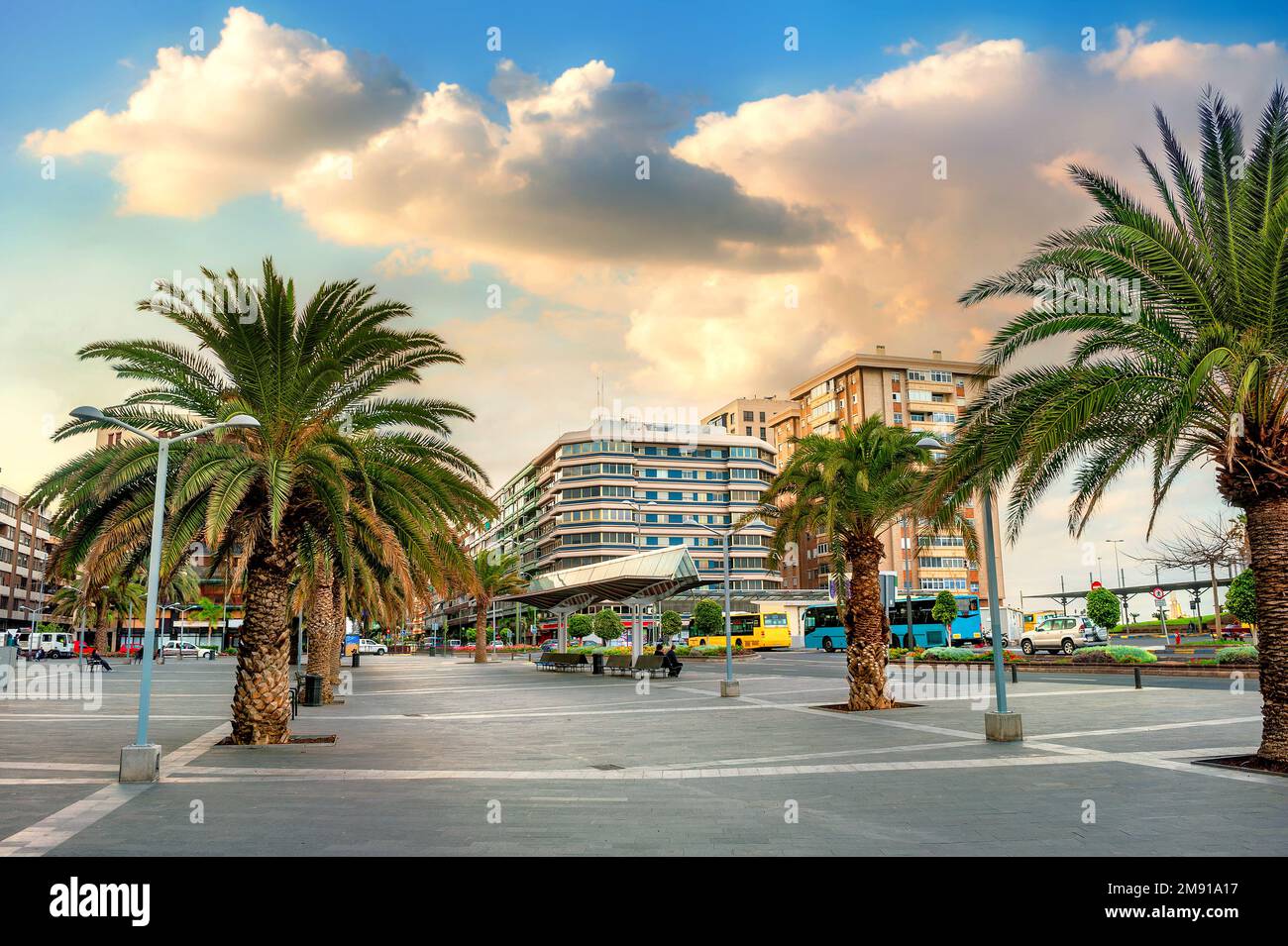 Blick auf Plaza de Stagno. Modernes Viertel von Las Palmas. Gran Canaria, Spanien Stockfoto
