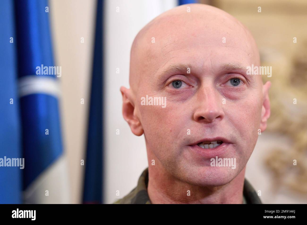 Prag, Tschechische Republik. 23. Okt. 2018. Der tschechische Brigadegeneral Pavel Kolar wird Anfang März Leiter der Multinational Force and Observer (MFO)-Mission im Sinai zur Überwachung des Friedens zwischen Israel und Ägypten, wo er 1.150 Truppen, Vlastimila Cyprisova, aus der Presseabteilung des Generalstabs befehligen wird, erklärte der CTK im Januar 16, 2023. DATEIFOTO tschechischer Brigadegeneral Pavel Kolar Posen für Fotografen in Prag, Tschechische Republik, 23. Oktober 2018. Kredit: Ondrej Deml/CTK Photo/Alamy Live News Stockfoto