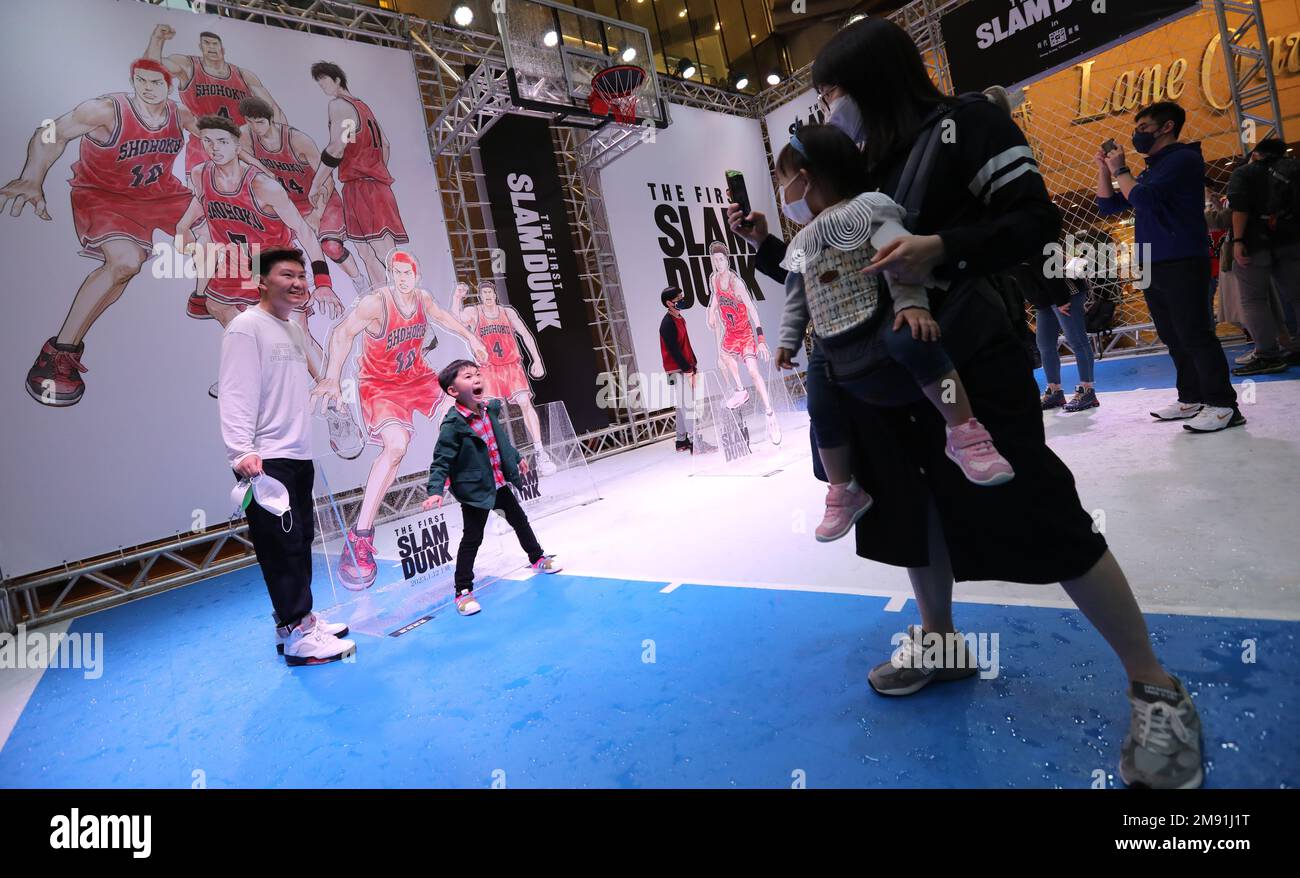 Aussichtspunkt ein Bild von Menschen macht ein Foto von der Slam Dunk