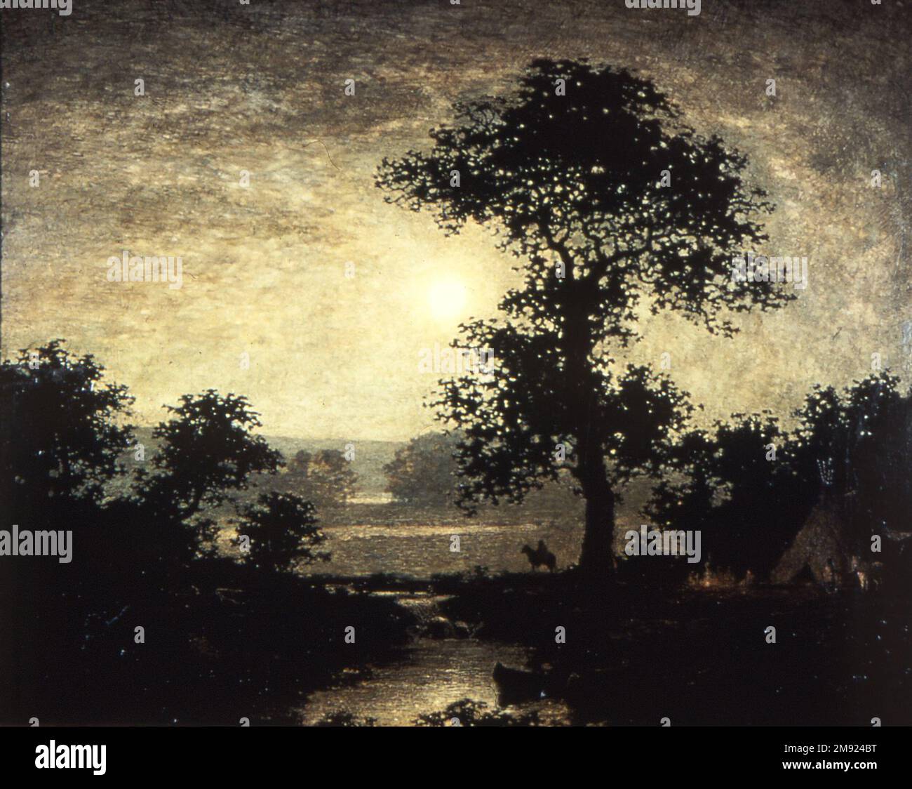 Mondschein Ralph Albert Blakelock (Amerikanisch, 1847-1919). Mondlicht, ca. 1885-1889. Öl auf Segeltuch, 27 1/16 x 32 Zoll (68,7 x 81,3 cm). Ralph Albert Blakelock hat 1869 und 1871 zahlreiche Touren durch den amerikanischen Westen unternommen und ihn dazu inspiriert, viele Jahre lang Indianer zu malen. Er war einer der ersten Maler, die von einer „dokumentarischen“ Behandlung indianischer Ureinwohner abbrachen und sich stattdessen dafür entschieden, sie in schwer lesbaren Gruppen in dunklen und stimmungsvollen Mondlichtern zu beschreiben. Dieser Ansatz markierte seine Landschaft sofort als amerikanisch, hinterließ aber die Geschichte der aktiven Fantasie seines verstorbenen Ni Stockfoto