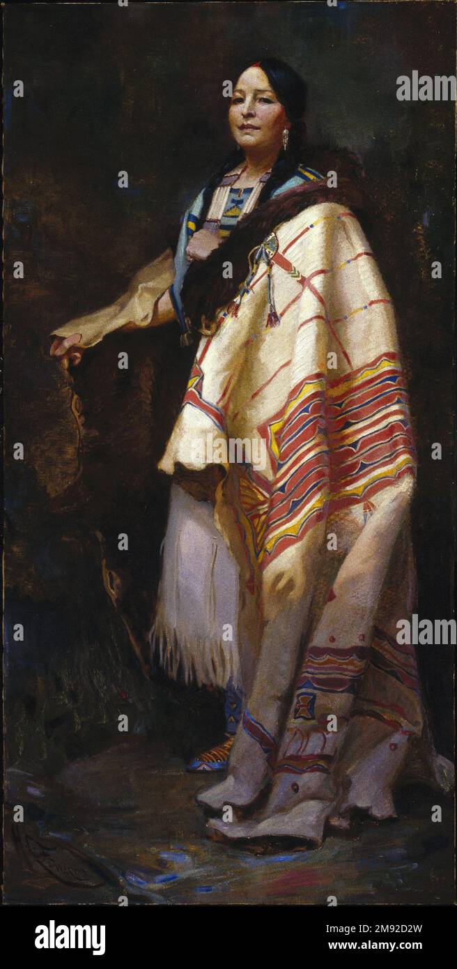 Ein schöner Morgen - Ein Dakota Harry C. Edwards (amerikanisch, 1868-1922). Schöner Morgen... Ein Dakota, 1921. Öl auf Segeltuch, Rahmen: 81 9/16 x 45 9/16 x 4 1/8 Zoll (207,2 x 115,7 x 10,5 cm). Harry C. Edwards' eindrucksvolles Studioporträt des attraktiven Morgens – eine Frau, die der Künstler als Dakota Sioux bezeichnet – spiegelt eine Faszination der Jahrhundertwende mit romantisierten Motiven in Kostümen wider. Das schöne Morgengericht besteht aus einem Fransenkleid mit Perlenpasse, einer röhrenförmigen Halskette mit Knochenperlen, Perlenmokasinen und einem Büffelfell-Morgenmantel. Es ist wahrscheinlich, dass sie nach konventionellem Portraya gestylt und posiert wurde Stockfoto Ein schöner Morgen - Ein Dakota Harry C. Edwards (amerikanisch, 1868-1922). Schöner Morgen... Ein Dakota, 1921. Öl auf Segeltuch, Rahmen: 81 9/16 x 45 9/16 x 4 1/8 Zoll (207,2 x 115,7 x 10,5 cm). Harry C. Edwards' eindrucksvolles Studioporträt des attraktiven Morgens – eine Frau, die der Künstler als Dakota Sioux bezeichnet – spiegelt eine Faszination der Jahrhundertwende mit romantisierten Motiven in Kostümen wider. Das schöne Morgengericht besteht aus einem Fransenkleid mit Perlenpasse, einer röhrenförmigen Halskette mit Knochenperlen, Perlenmokasinen und einem Büffelfell-Morgenmantel. Es ist wahrscheinlich, dass sie nach konventionellem Portraya gestylt und posiert wurde Stockfoto