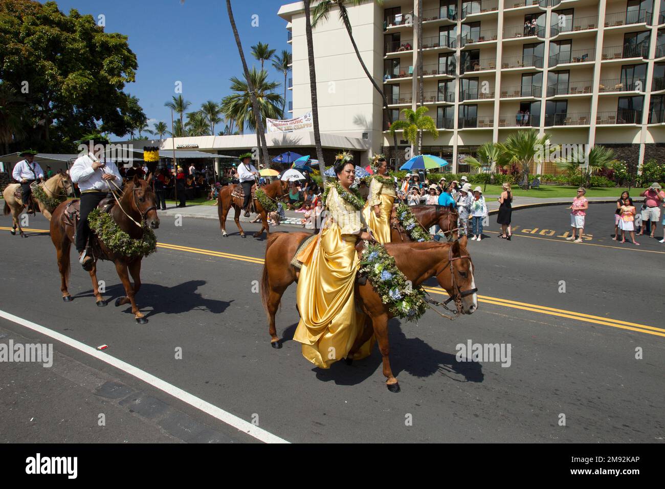 KAILUA-KONA-GROSSE INSEL-HAWAII-14-06-2006- Hawaiianer feiern mit einer Parade die Ankunft von König Kamehameha auf den Inseln von Hawaii. © JOSE ISAAC BULA Stockfoto