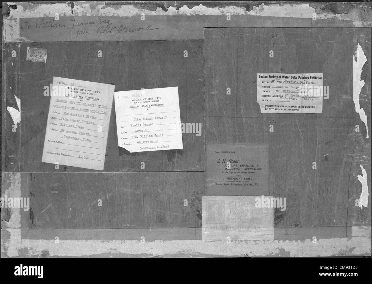 Violet Sleeping John Singer Sargent (Amerikaner, geboren in Italien, 1856-1925). Violet schläft, ca. 1907-1908. Lichtdurchlässig und undurchsichtig, Aquarell und Graphit, mit Graphitunterzeichnung, 14 11/16 x 21 5/16in. (37,3 x 54,1cm). In diesem Gemälde seiner geliebten Schwester Violet, eine spätere Ergänzung zu Brooklyns Besitztümern, verwendete Sargent eine schwache Graphitunterzeichnung, um die zurückgelehnte Figur und die Stütze, auf der ihr Kopf und ihre Arme ruhen, locker zu blockieren. Nach dem Auftragen von wässrigen Wäschen und undurchsichtigen weißen Highlights zeichnete er Graphit auf die Farbe, um die Falten und Ärmel von Violets Bluse zu kennzeichnen. Ihr Ei Stockfoto