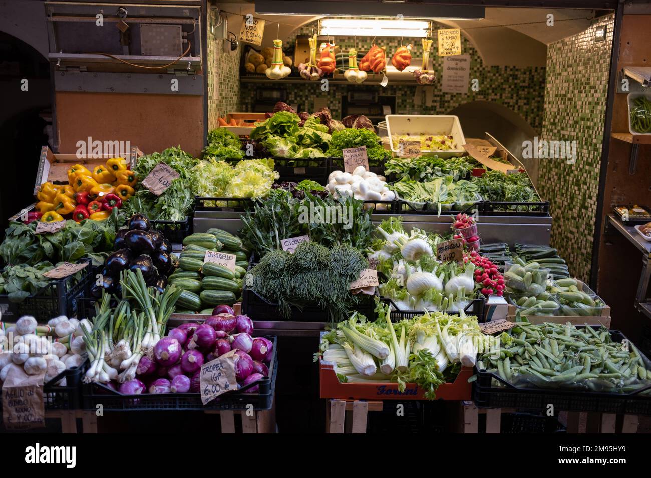 Ein Gemüsestand in Bologna, Italien Stockfoto