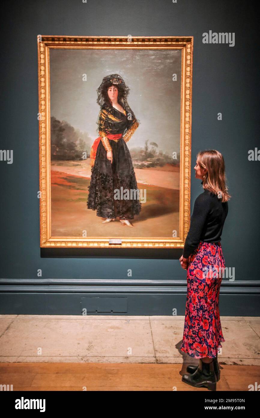London UK 17. Januar 2023 Francisco de Goyas berühmtes Gemälde, die  Herzogin von Alba, eine der beeindruckendsten Figuren am spanischen Hof des  späten achtzehnten Jahrhunderts, und das Werk illustriert Goyas  Meisterschaft in