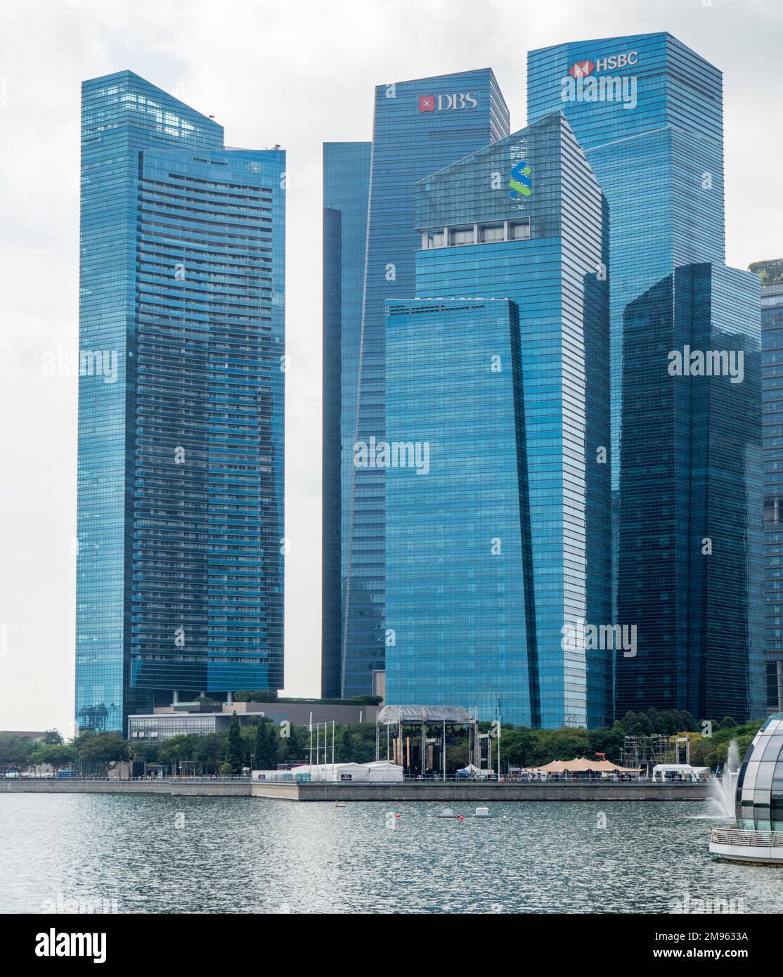 Marina Bay Financial Centre MBFC Wolkenkratzer im Zentrum von Singapur Stockfoto
