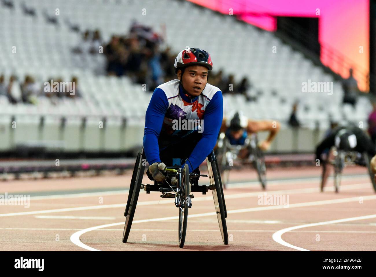 Pongsakorn Paeyo nimmt an der World para Athletics Championships 2017 im Olympiastadion in London Teil. T53 400m Rollstuhlrennen. Thailändischer Sportler Stockfoto