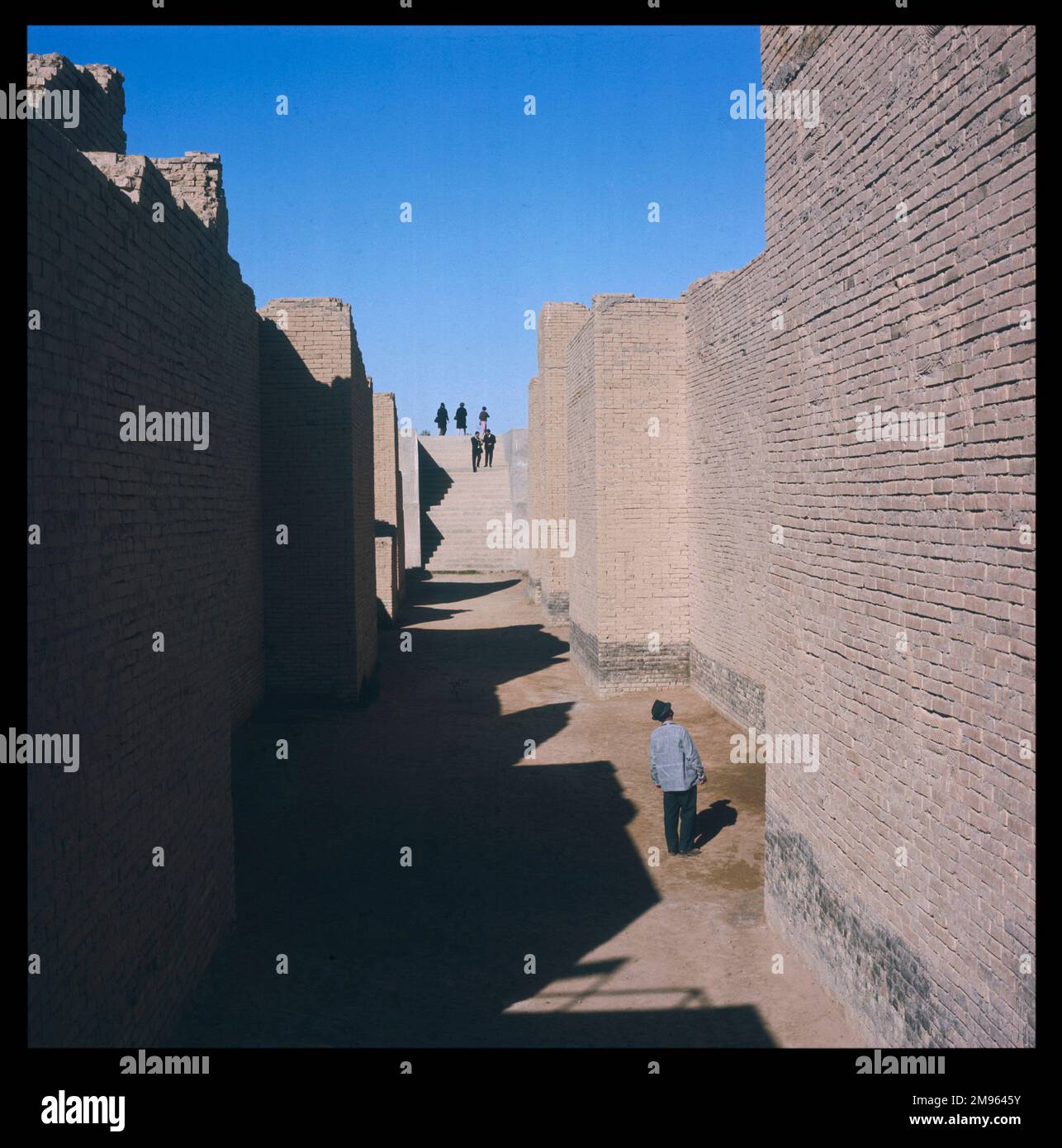 Ausgrabungen vor dem Tor von Ishtar in der alten Stadt Babylon im Irak. Stockfoto