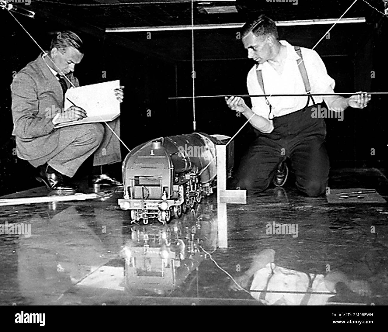 NPL-Windtunnelversuche mit einer Modelllokomotive LNER. Stockfoto