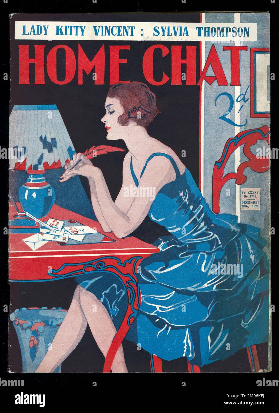 Titelseite des Magazins „Home Chat“ mit Artikeln von Lady Kitty Vincent und Sylvia Thompson, die eine junge Frau in einem blauen Partykleid zeigen, die an einem Tisch sitzt und Notizen schreibt. Stockfoto