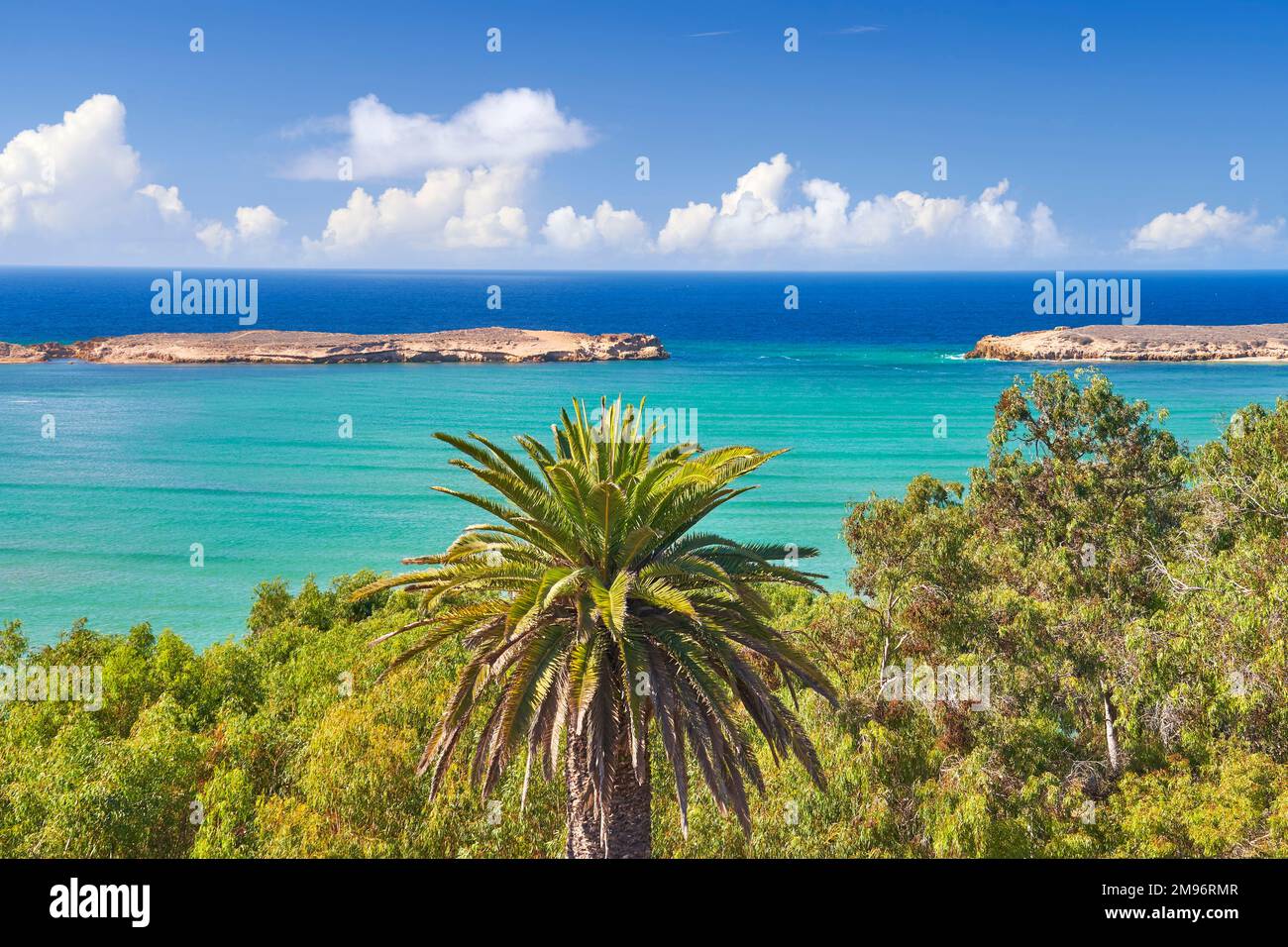 Blick auf die Bucht von Oualidia, Oualidia, Marokko, Afrika Stockfoto