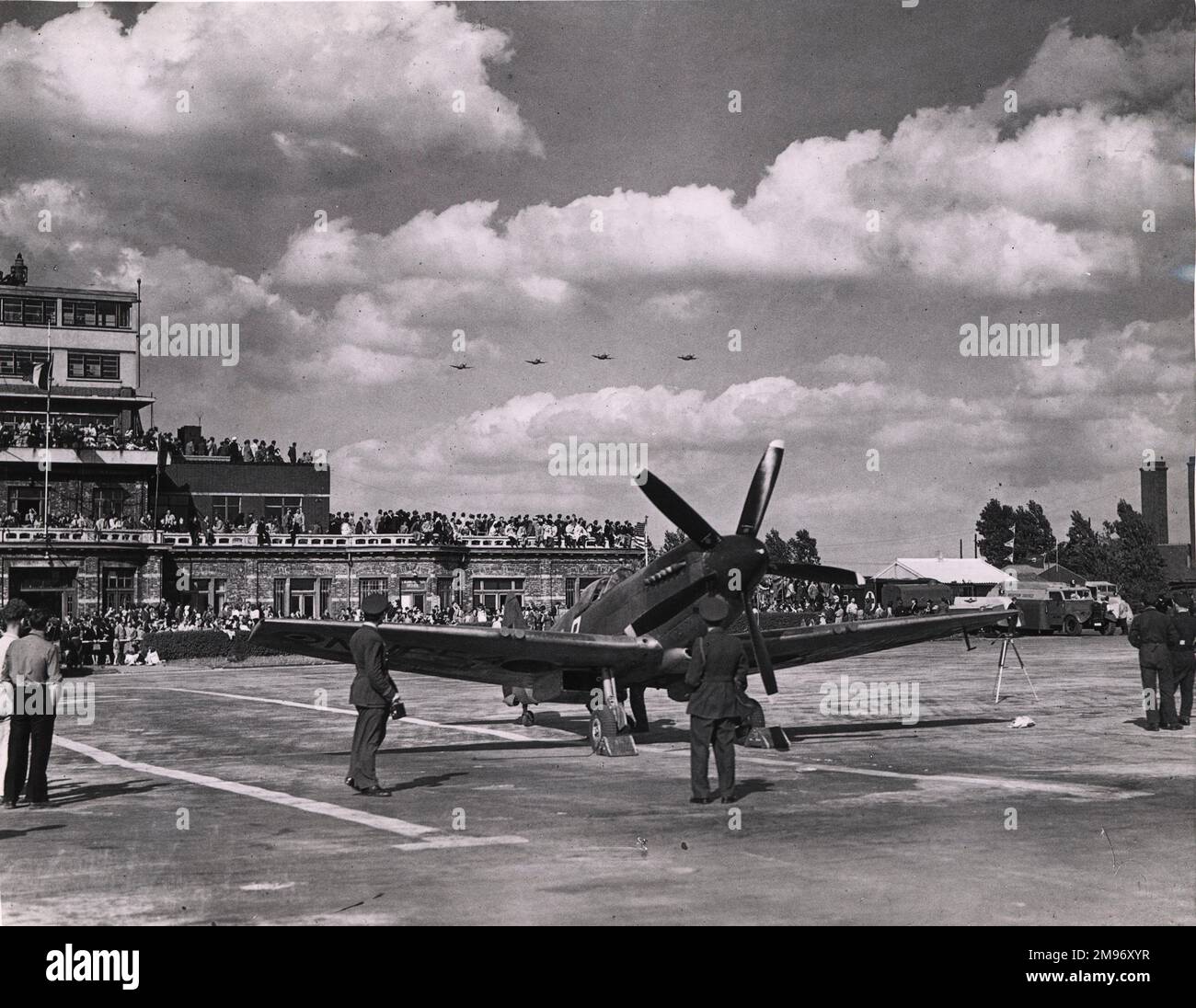 Supermarine Spitfire XIV an einem Tag der offenen Tür. Stockfoto