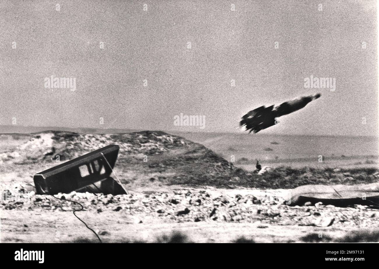 Eine Vickers 891 wachsame Panzerabwehrrakete kurz nach dem Start. Ungefähr 1961. Stockfoto