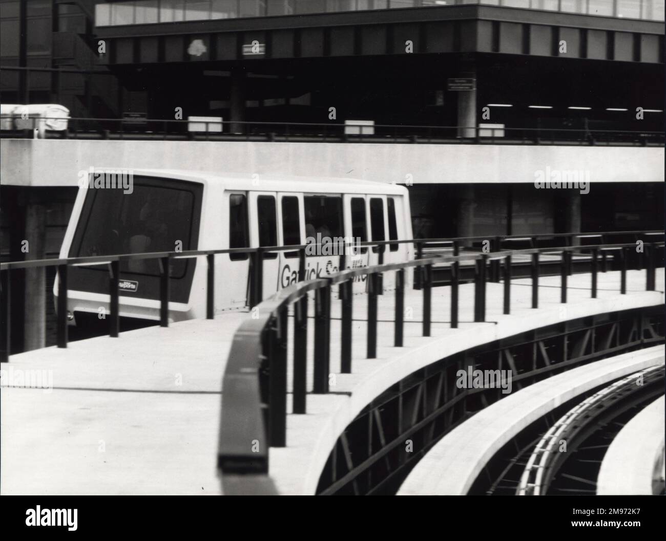 Das Rapid Transit System am Flughafen Gatwick. Stockfoto