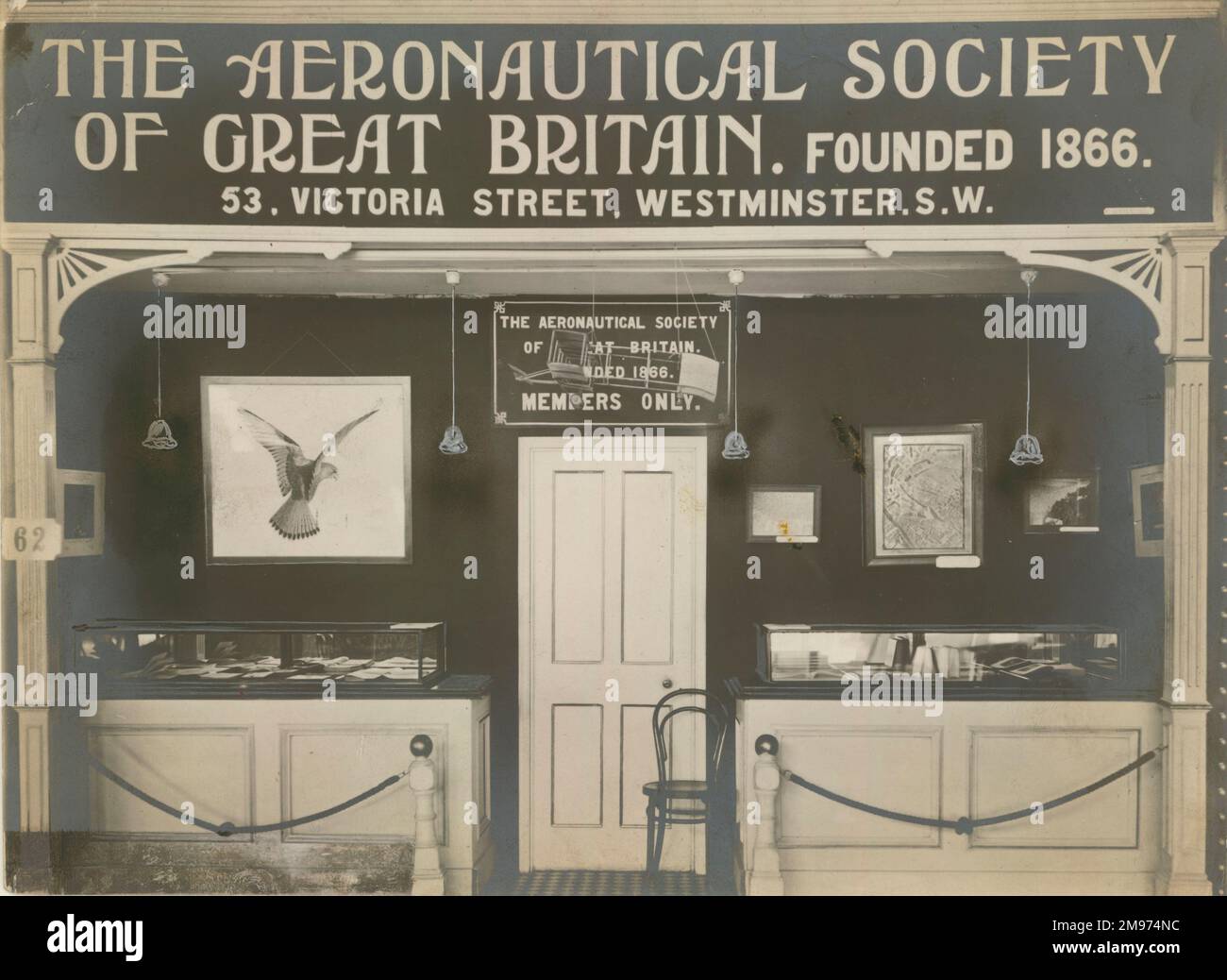 Stand der Aeronautical Society of Great Britain auf der Olympia Aero and Motor Boat Exhibition, 11-19. März 1910. Stockfoto
