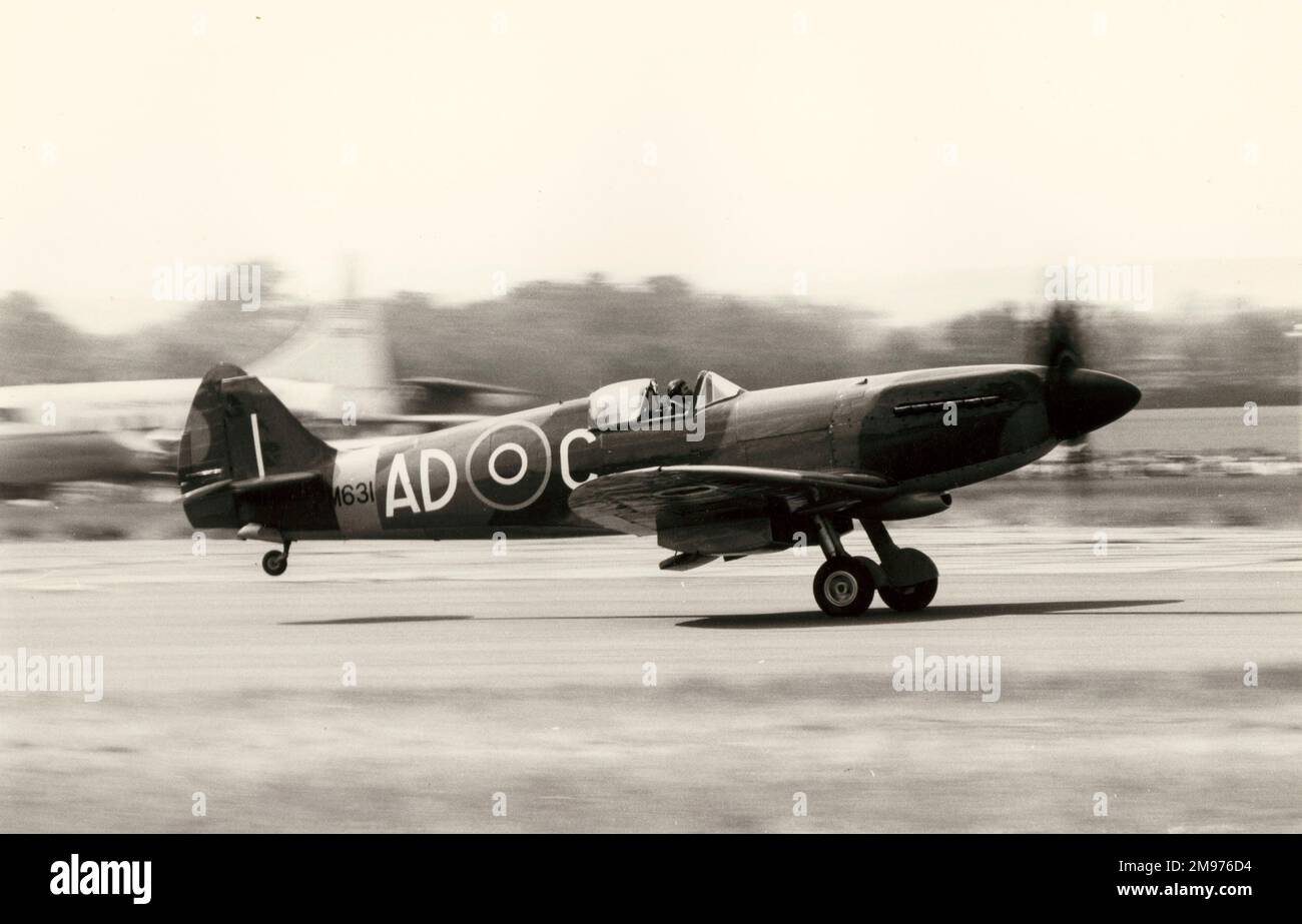 Supermarine Spitfire PRXIX, PM631, von The Battle of Britain Memorial Flight. James Gilbert Foto. Stockfoto