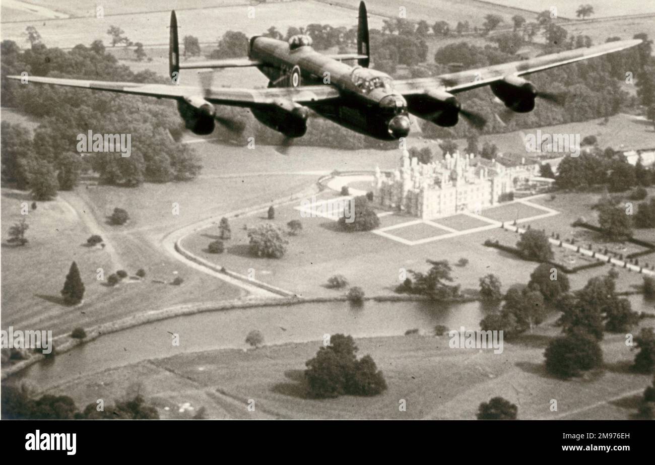 Avro Lancaster, PA474, von The Battle of Britain Memorial Flight. Stockfoto