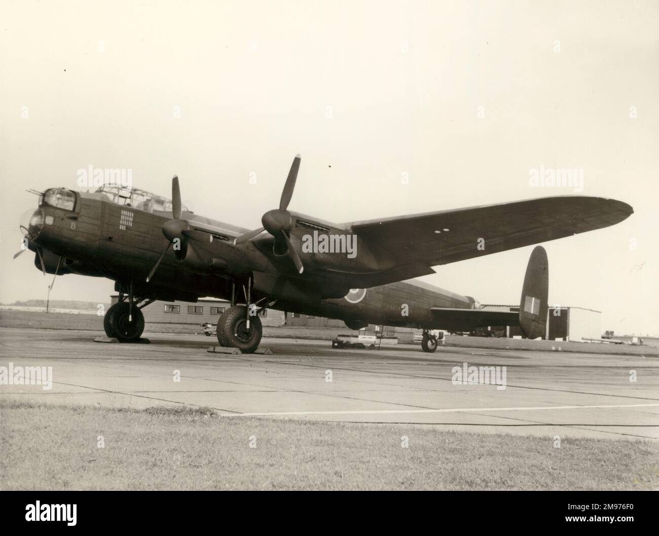 Avro Lancaster, PA474, von The Battle of Britain Memorial Flight. Stockfoto