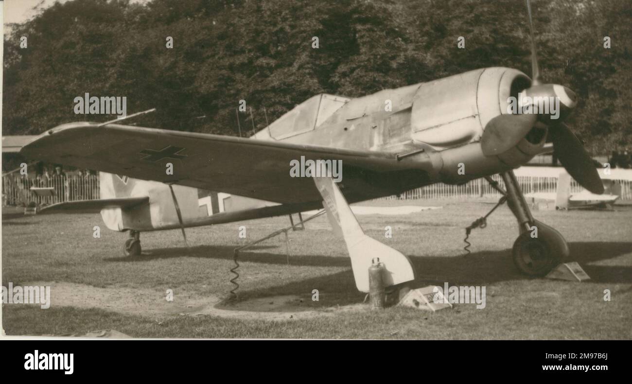 Focke-Wulf Fw190 wird nach dem Krieg in Green Park, London, ausgestellt. Stockfoto