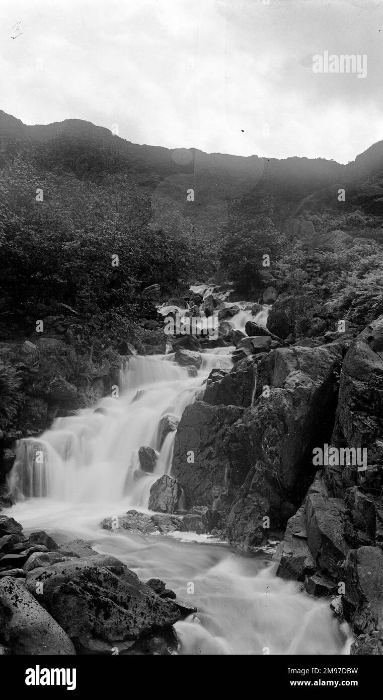 Skelwith Wasserfall in der Nähe von Ambleside im Lake District - immer noch eine beliebte Touristenattraktion. Stockfoto