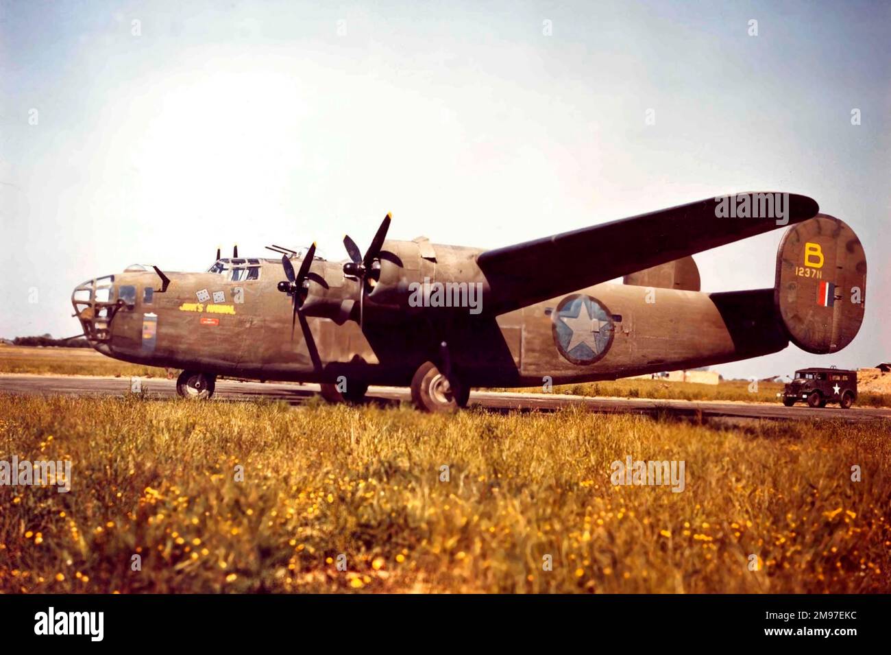Konsolidierter B-24D-Liberator der 93. Bomb Group flog den kostspieligen Ploesti-Angriff vom 1. August 1943. Stockfoto