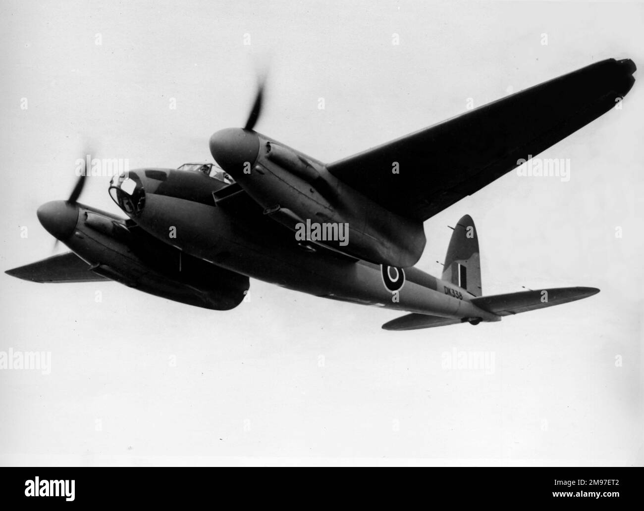 De Havilland DH 98 Mosquito B IV - angetrieben von zwei Rolls-Royce Merlins, nach seiner Einführung blieb der Typ der schnellste Bomber der RAF für den Rest des Krieges. Stockfoto
