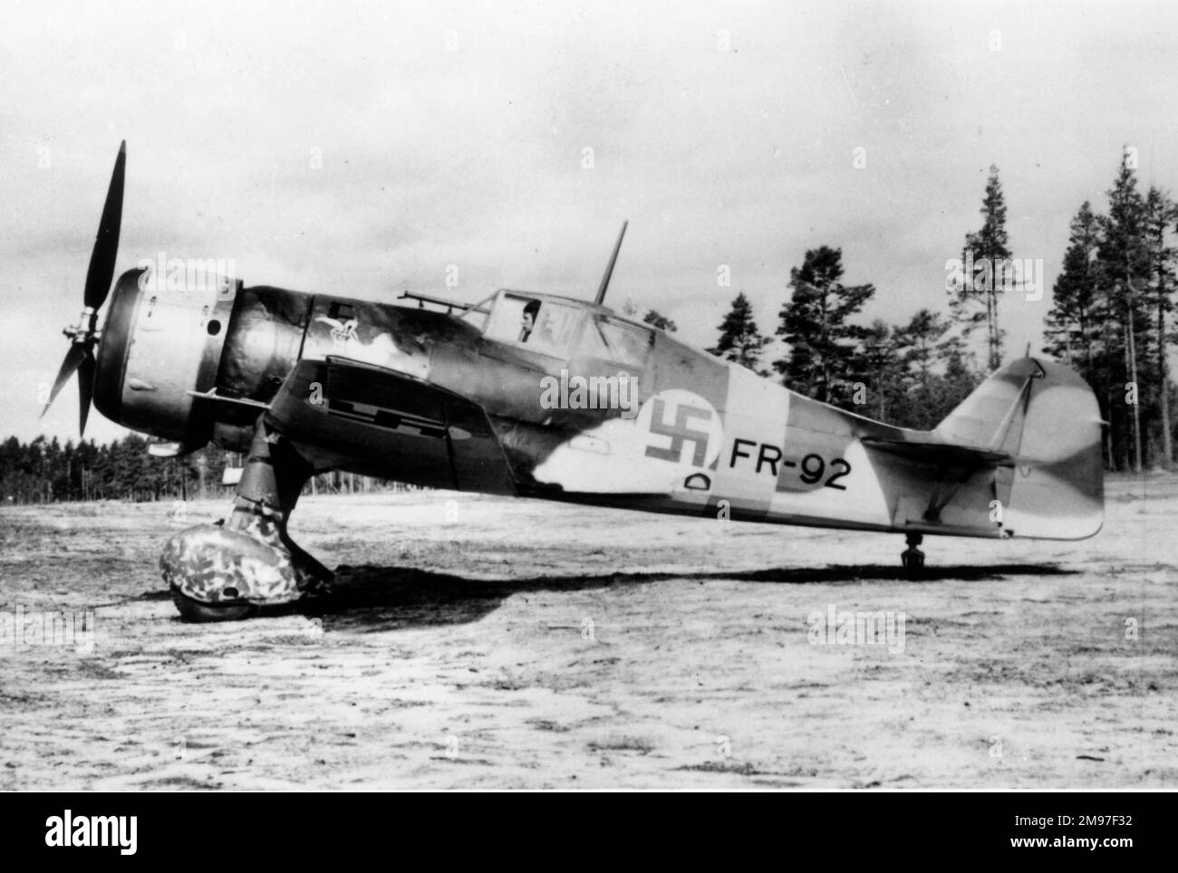 Fokker D XXI (Seitenansicht, auf dem Boden) -10. Finnisch gebaut. Stockfoto