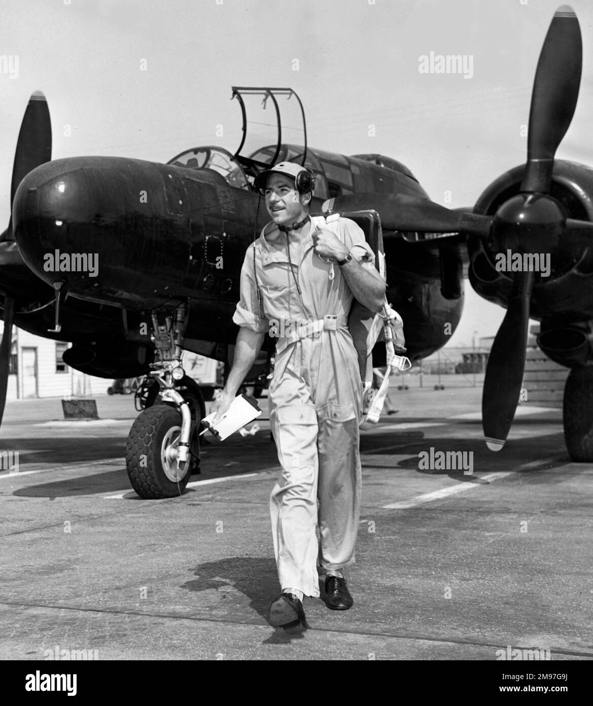 Myers, John W., Pilot AS Vice Pre (Side View)nt Northrop und P-61. Stockfoto