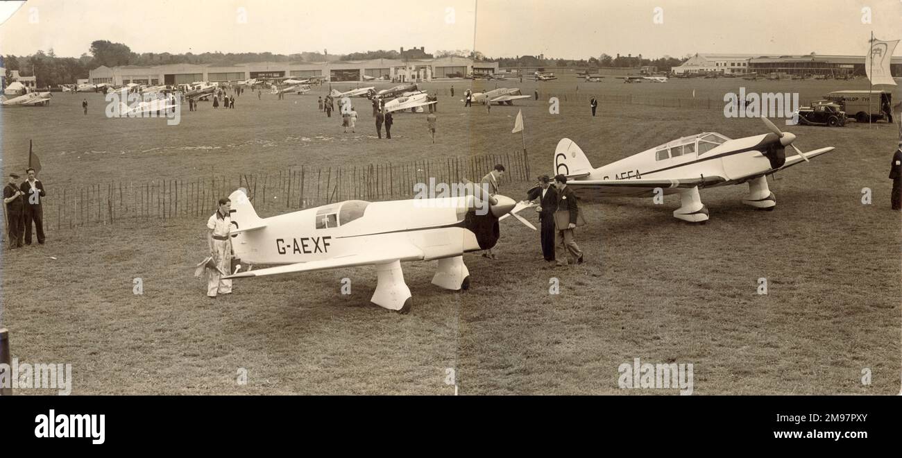 Percival E2 Mew Gull, G-AEXF, mit Percival Vega Gull, G-AFEA. Stockfoto