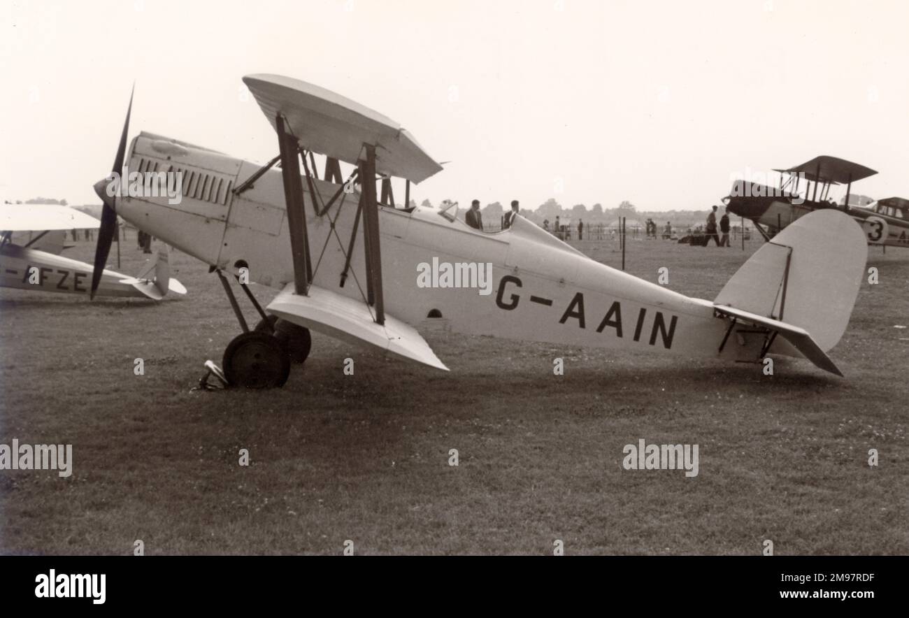 Parnall Elf, G-AAIN. Dieses Flugzeug wird derzeit im Old Warden vom Shuttleworth Trust erhalten. Stockfoto