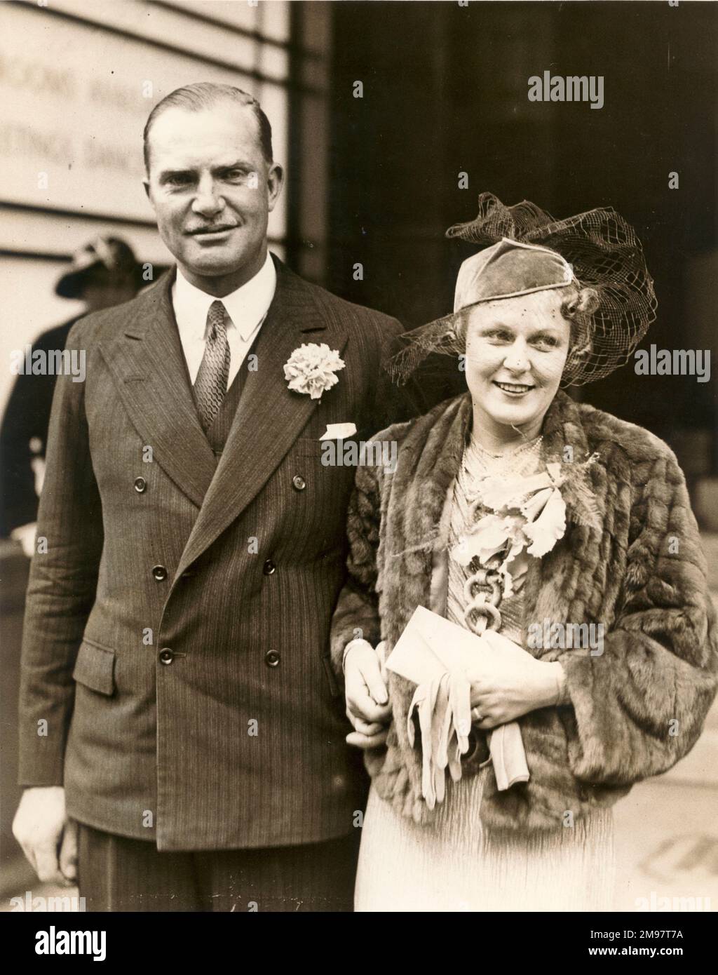 C.W.A. Scott mit seiner zweiten Frau, Greta Bremner. Stockfoto