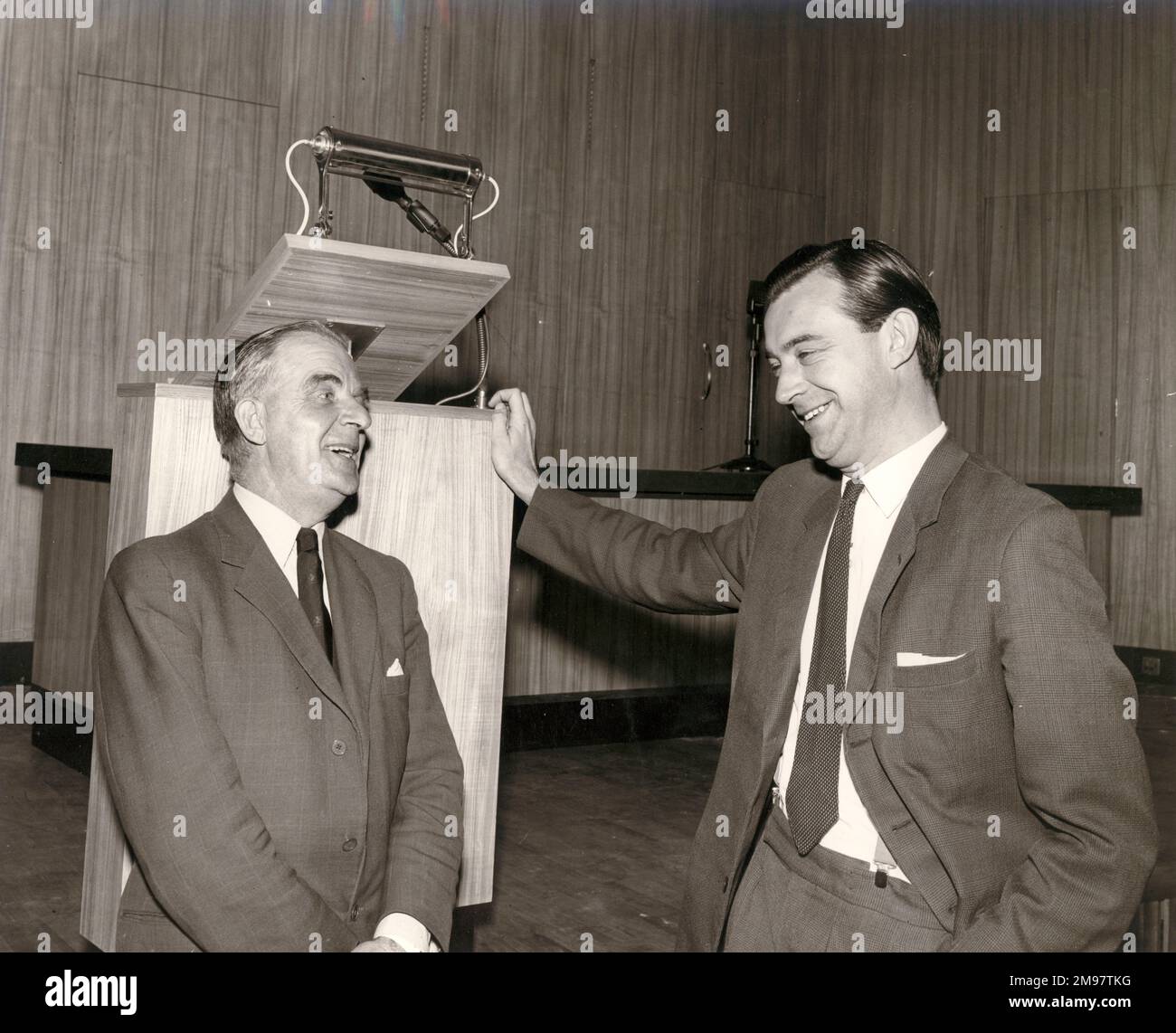 Archie Barrett Leiter der technischen abteilung -Fotos und -Bildmaterial in hoher ...