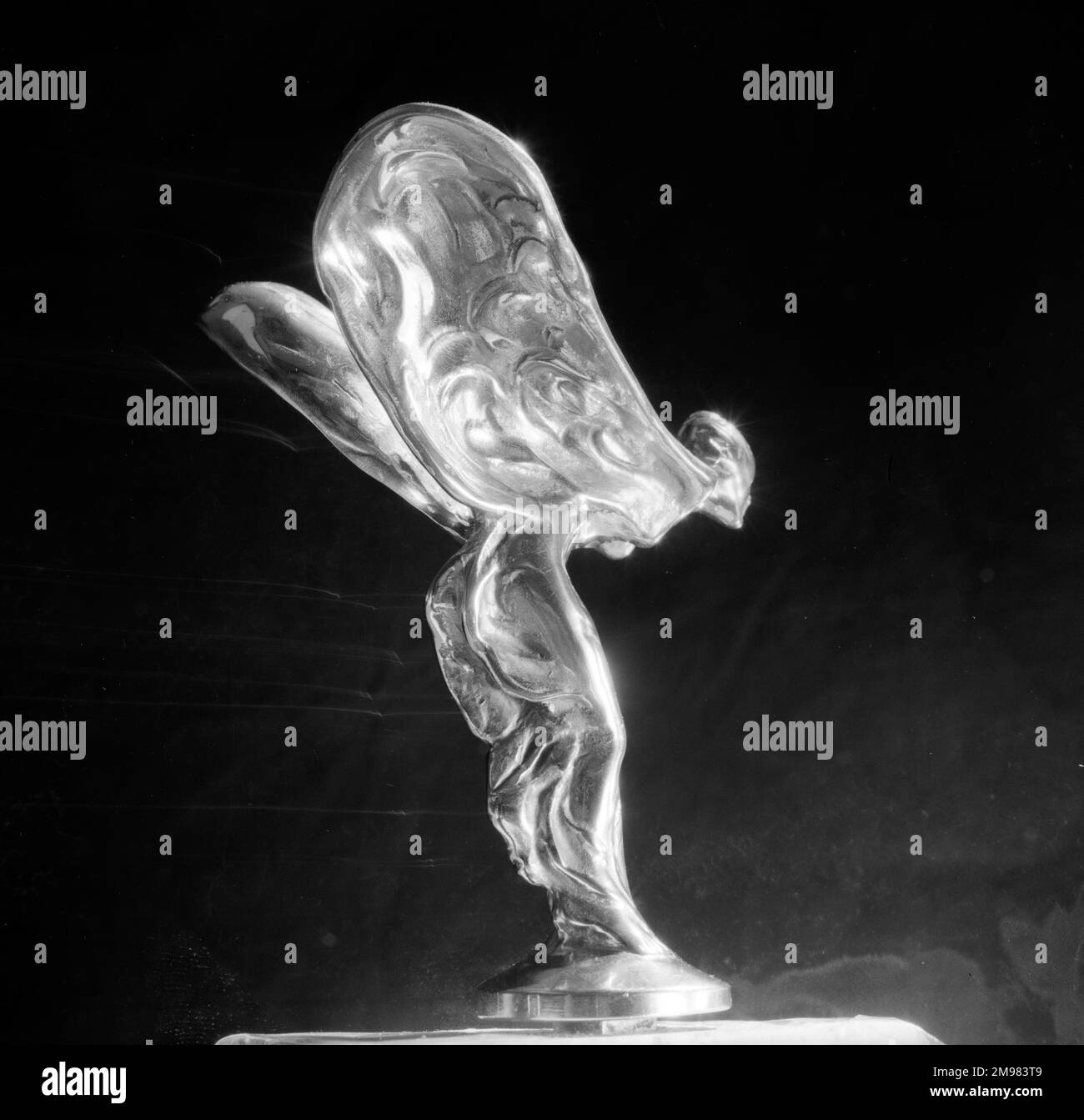 Werbung für Rolls-Royce-Autos -- Spirit of Ecstasy-Motorhaubenschmuck. Stockfoto