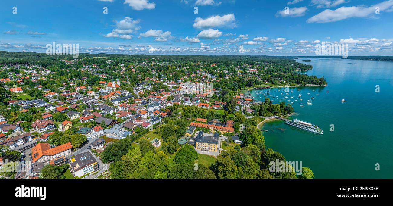 Luftblick auf Tutzing am Starnberger See, wunderschöne Gemeinde in Oberbayern Stockfoto