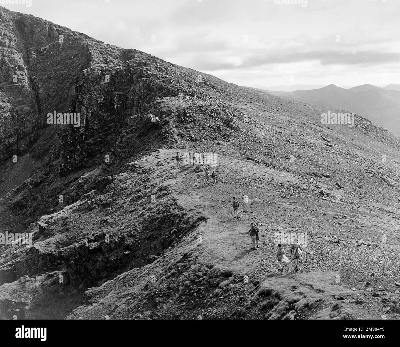 Bidean nam Bian liegt südlich von Glen Coe, Highland, Schottland, und ist der höchste Punkt in der ehemaligen Grafschaft Argyll - Walker. Stockfoto