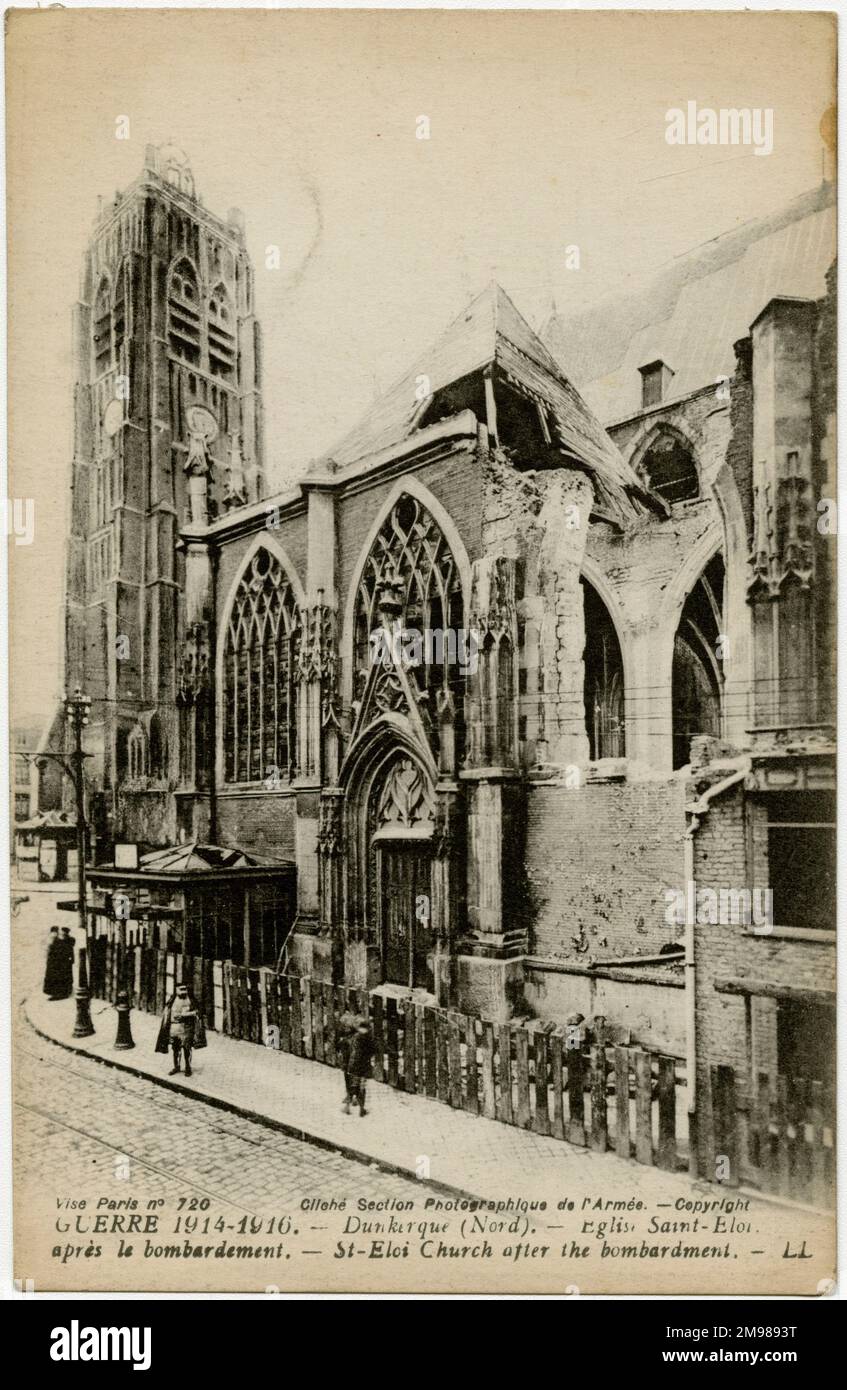 Dünkirchen, Frankreich - Außenansicht der Kirche Saint Eloi nach dem Bombenanschlag im Jahr WW1. Stockfoto