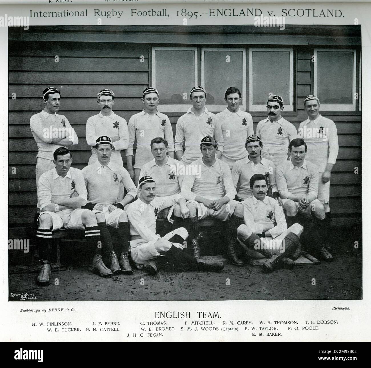England International Rugby Team, 1895, zu der Zeit, als sie gegen Schottland spielten: Finlinson, Byrne, Thomas, Mitchell, Carey, Thomson, Dobson, Tucker, Cattell, Bromet, Woods (Kapitän), Taylor, Poole, Fegan, Baker. Stockfoto