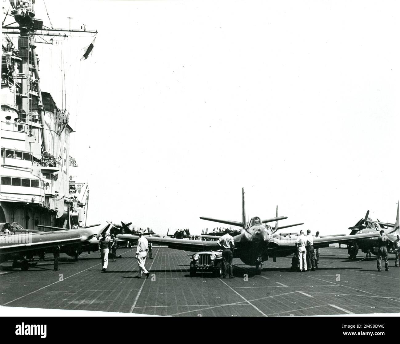 McDonnell FH-1 Phantoms an Bord der USS Franklin D. Roosevelt (CV-42). Stockfoto